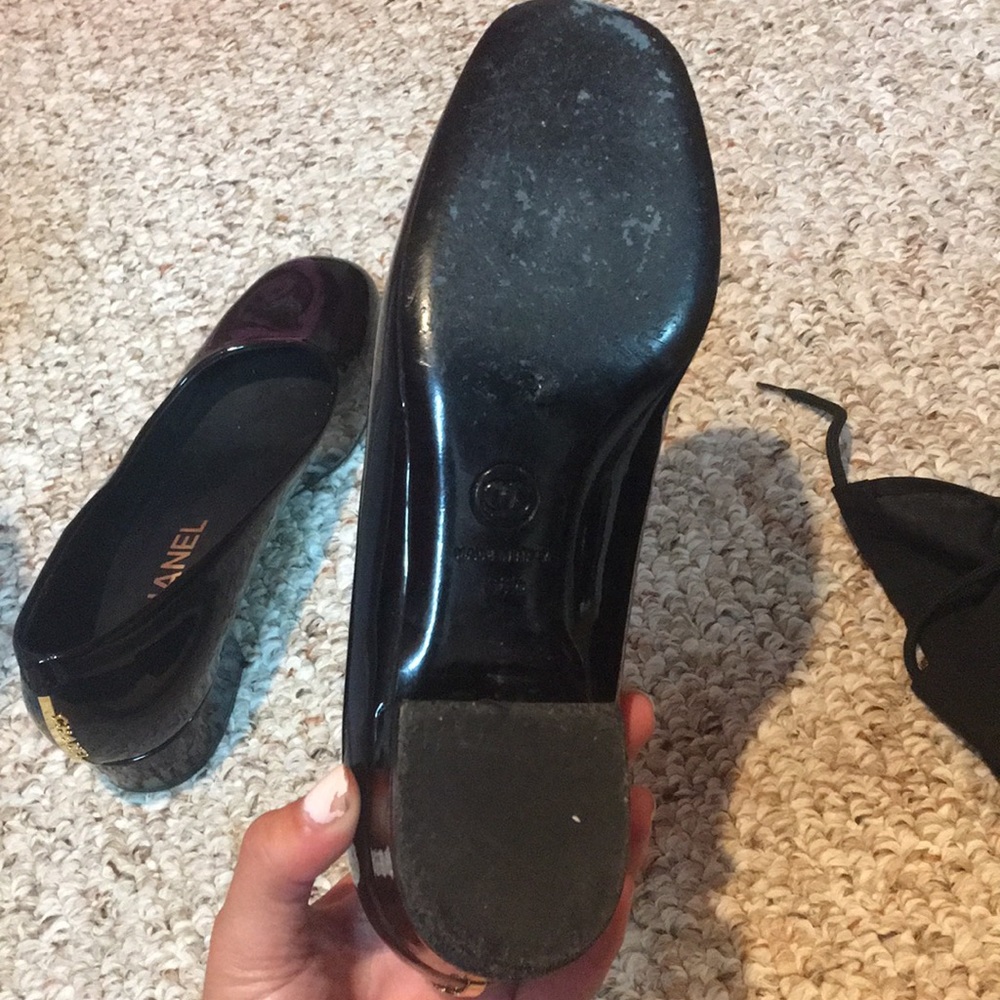 Channel Work Shoes - Picture 3 of 6